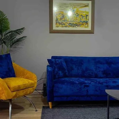 22°bs *pazari View Apartment Tirana