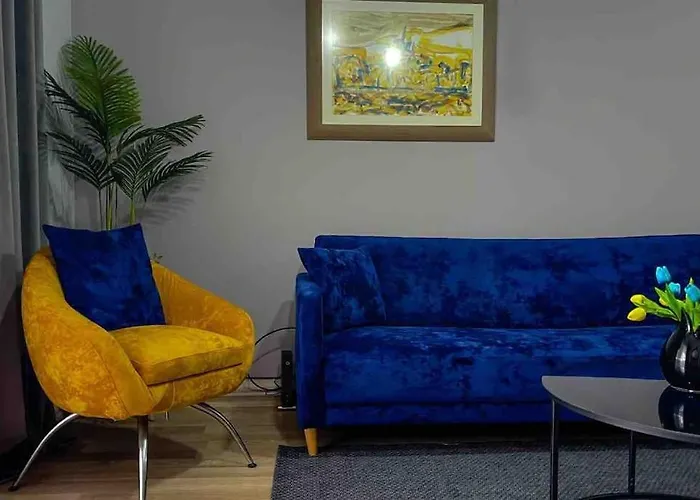 22°bs *pazari View Apartment Tirana